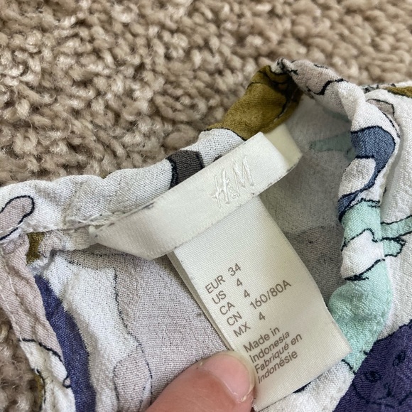 H&M Cat Shirt - Picture 2 of 4